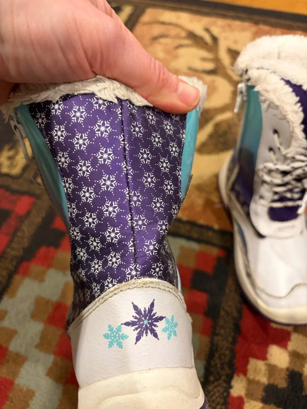 Girls Frozen snowboots